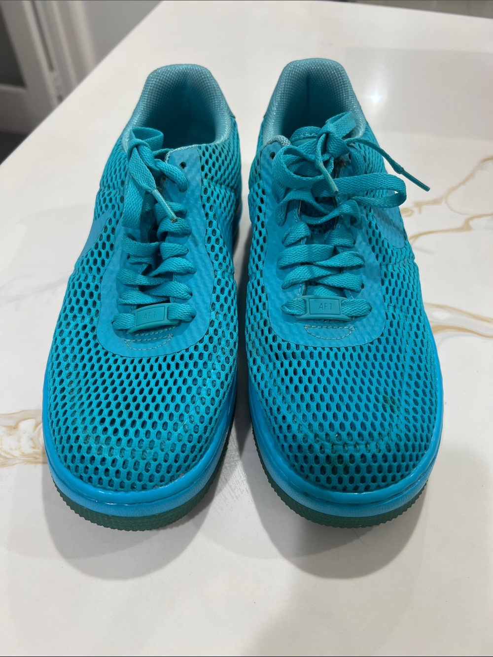 Men's Athletic Mesh Sneakers in Teal